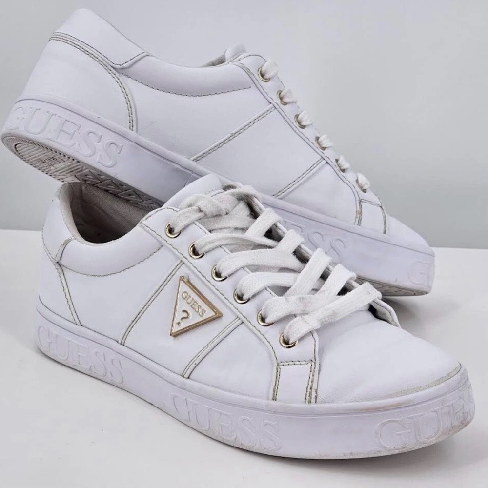 GUESS White Low-Top Lace-Up Sneakers with Gold Logo Accent